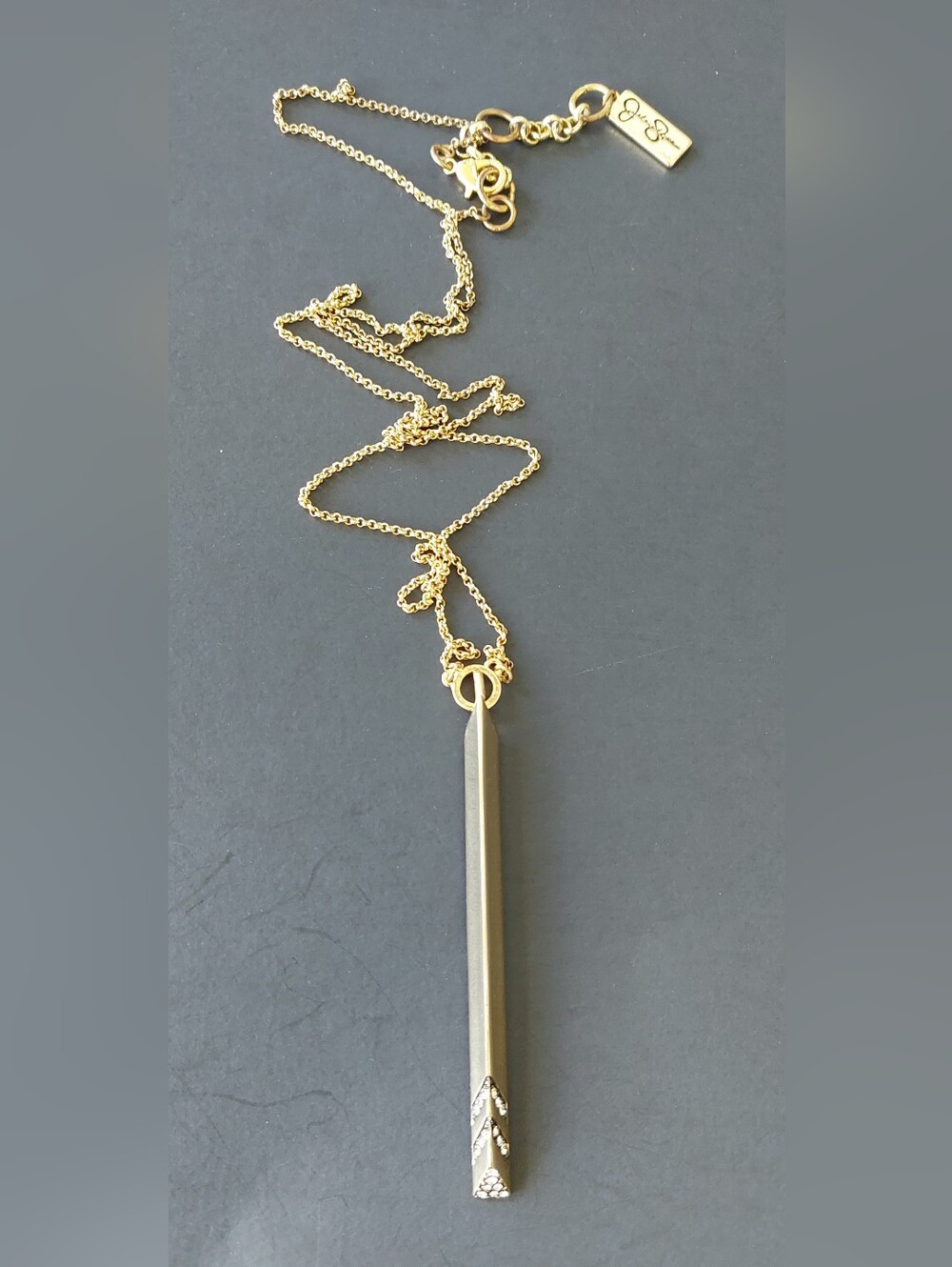 Gold Tone Necklace.
